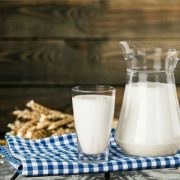 Ученые сообщили, что употребление молока повышает риск развития рака