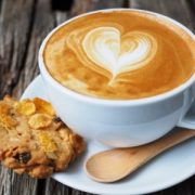 Врач Чистякова сообщила, что кофе снижает риск развития слабоумия